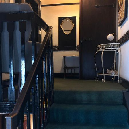 Ely Guest House Extérieur photo