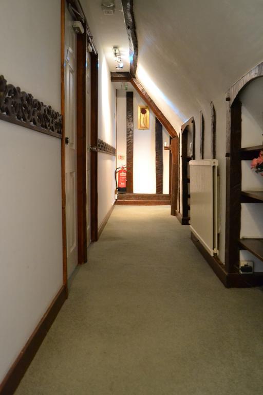 Ely Guest House Extérieur photo