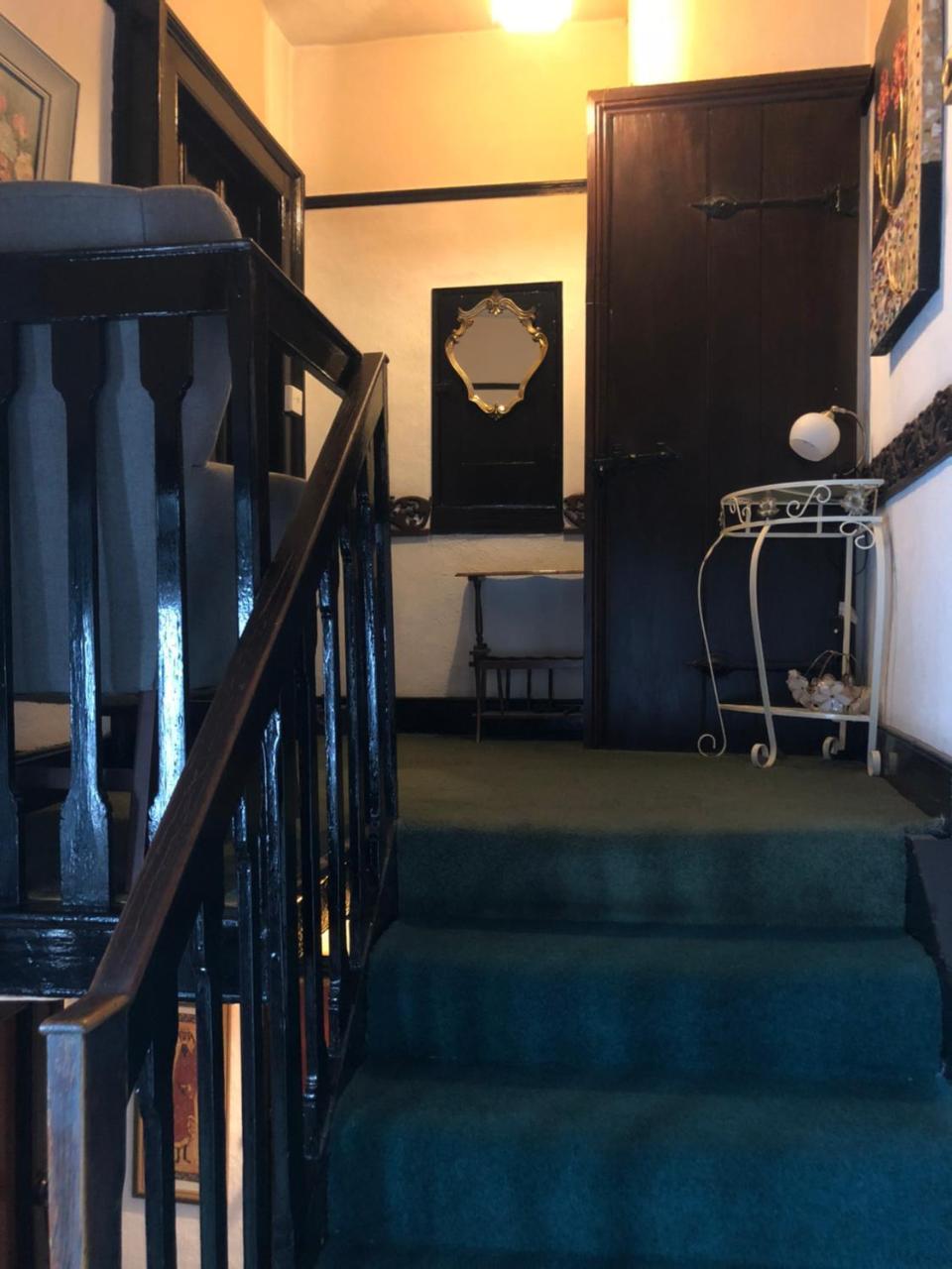 Ely Guest House Extérieur photo
